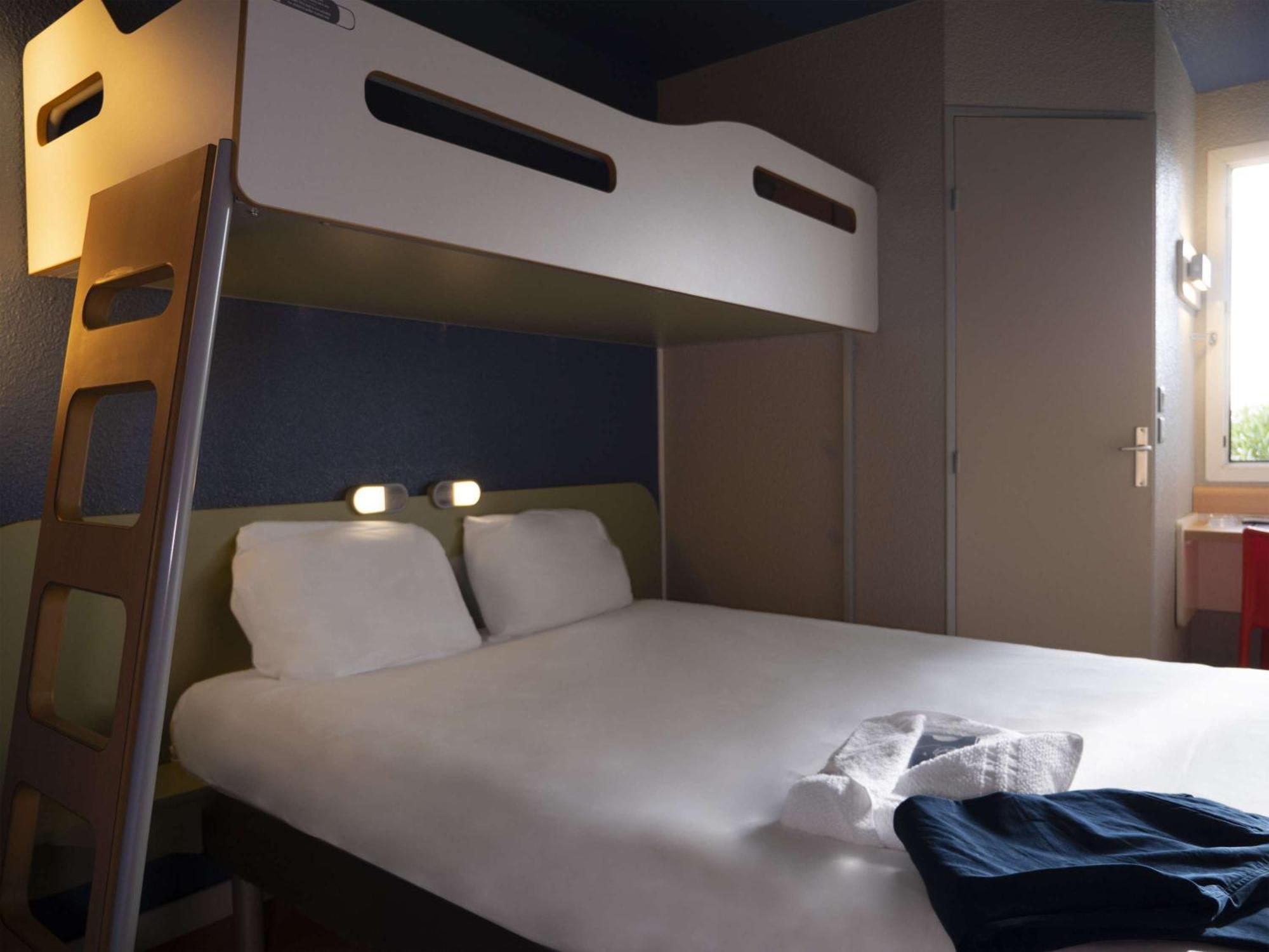 Ibis Budget Arles Sud Fourchon Esterno foto