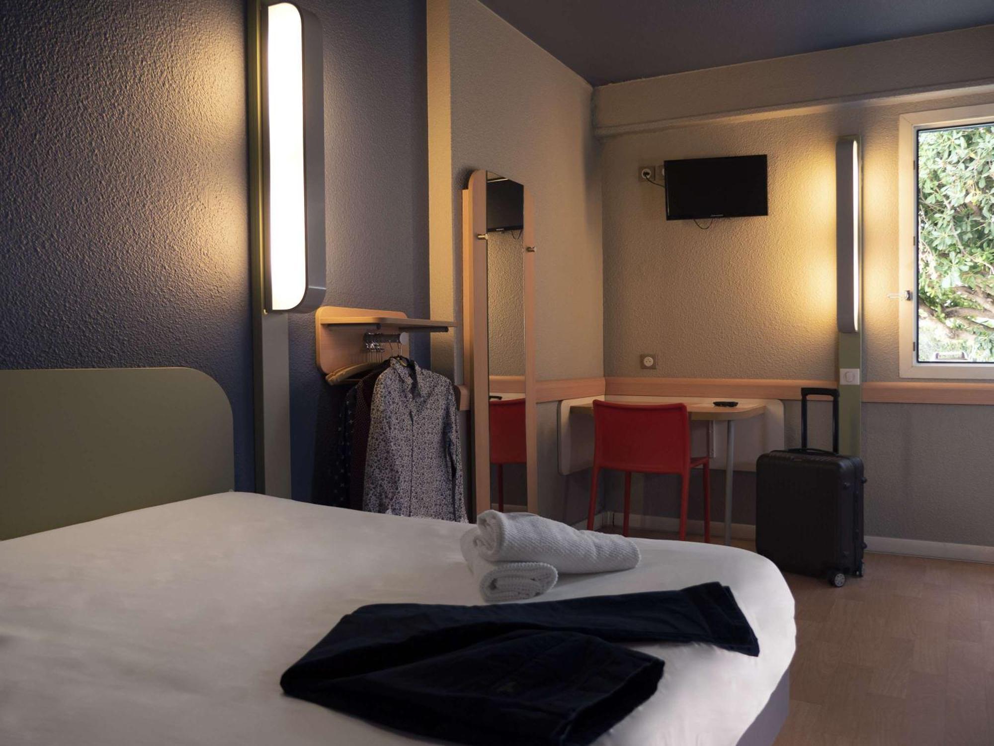 Ibis Budget Arles Sud Fourchon Esterno foto