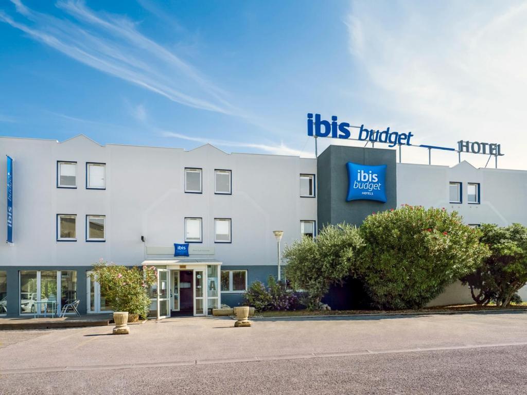 Ibis Budget Arles Sud Fourchon Esterno foto