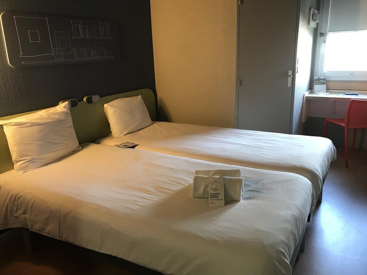 Ibis Budget Arles Sud Fourchon Esterno foto